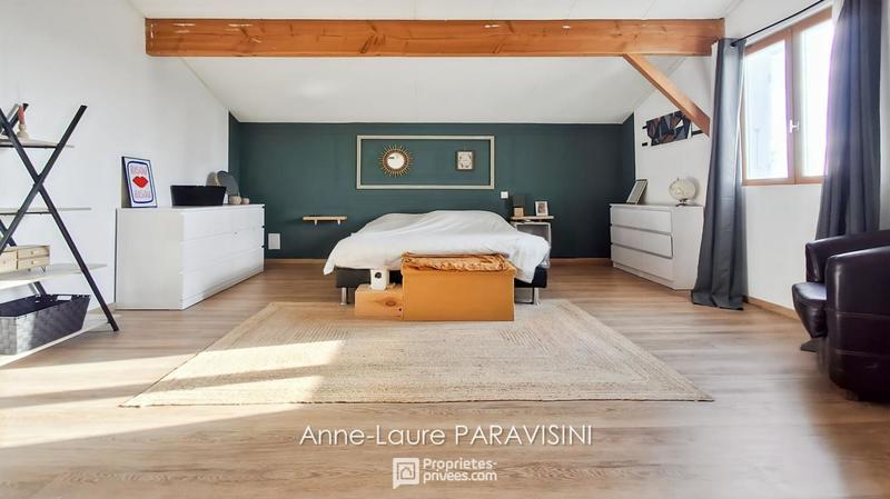 Maison - 197 m² - 6 pièces