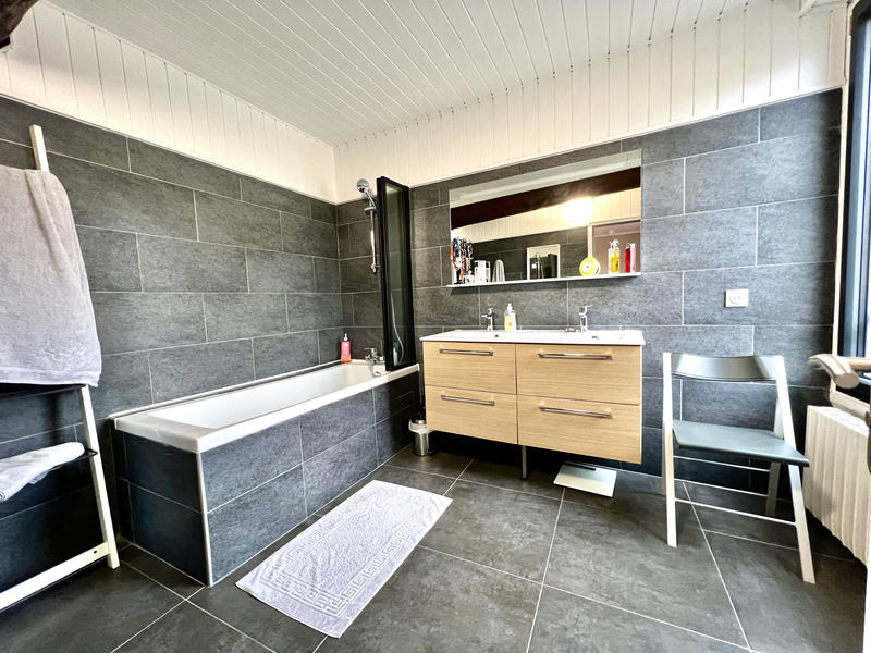 Maison - 133 m² - 6 pièces