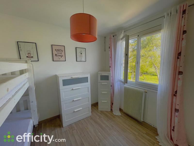 Maison - 91 m² - 5 pièces