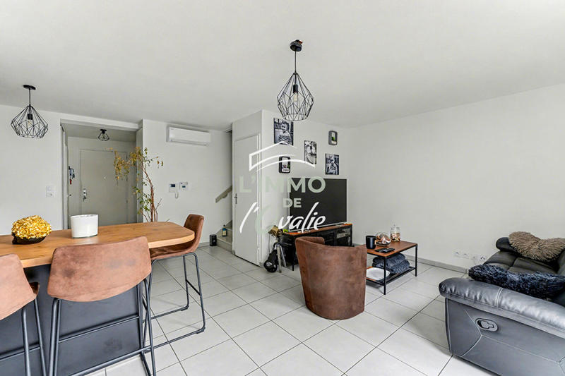 Maison - 84 m² - 4 pièces