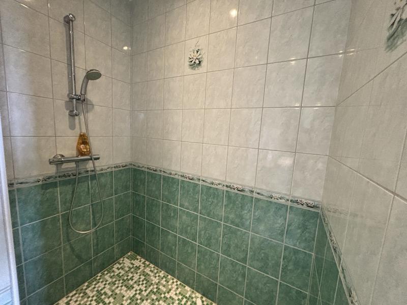 Maison traditionnelle - 143 m² - 6 pièces