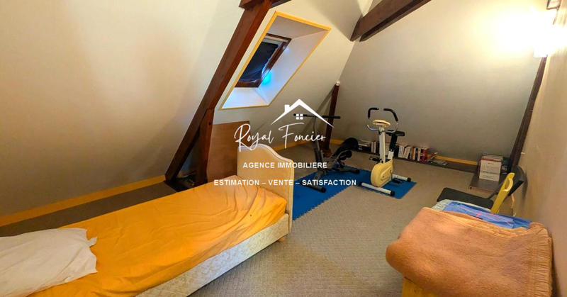 Maison - 192 m² - 11 pièces