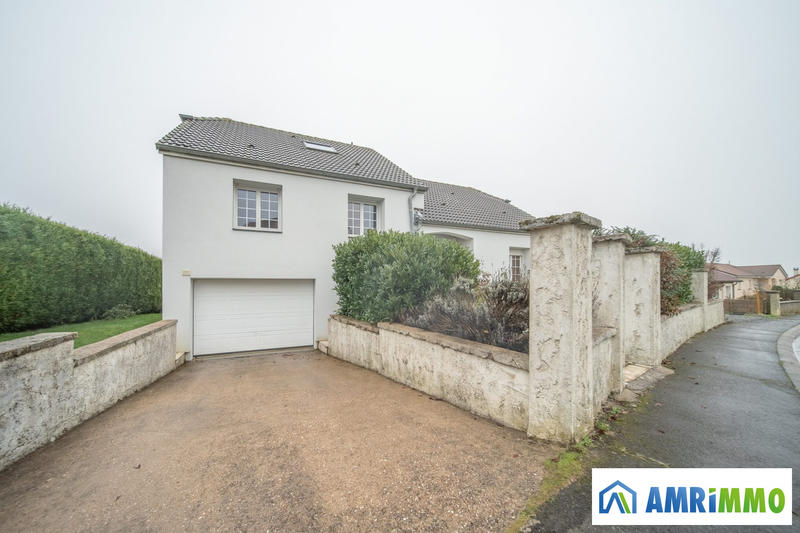 Maison - 148 m² - 6 pièces