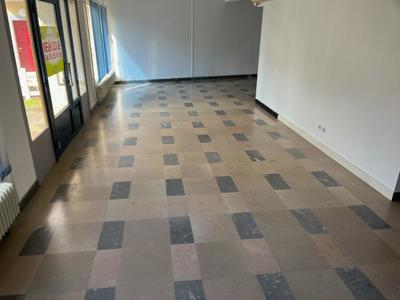 Services - 89 m² - 3 pièces