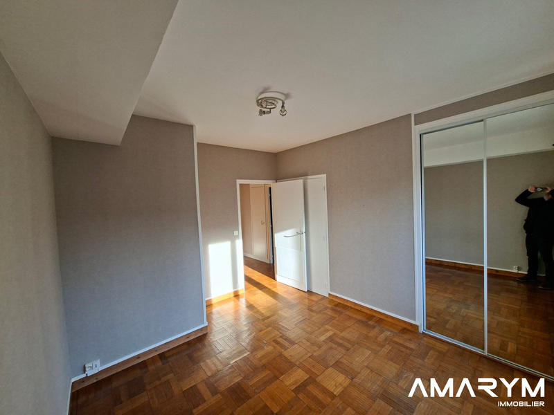 Appartement - 57 m² - 3 pièces