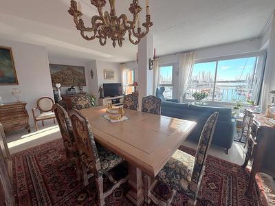 Appartement - 80 m² - 3 pièces