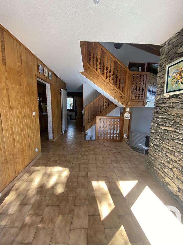 Maison - 142 m² - 6 pièces