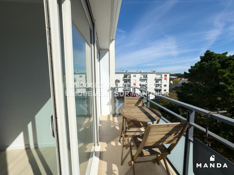 Chambre - 10 m² - 4 pièces