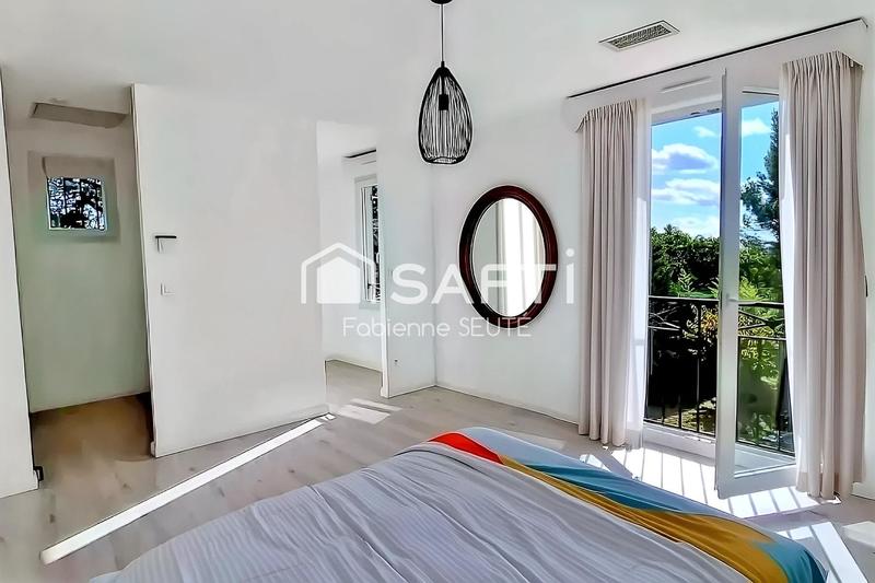 Maison - 177 m² - 6 pièces