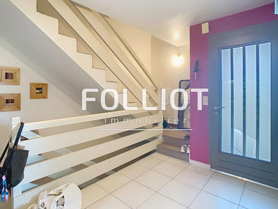 Maison - 266 m² - 12 pièces