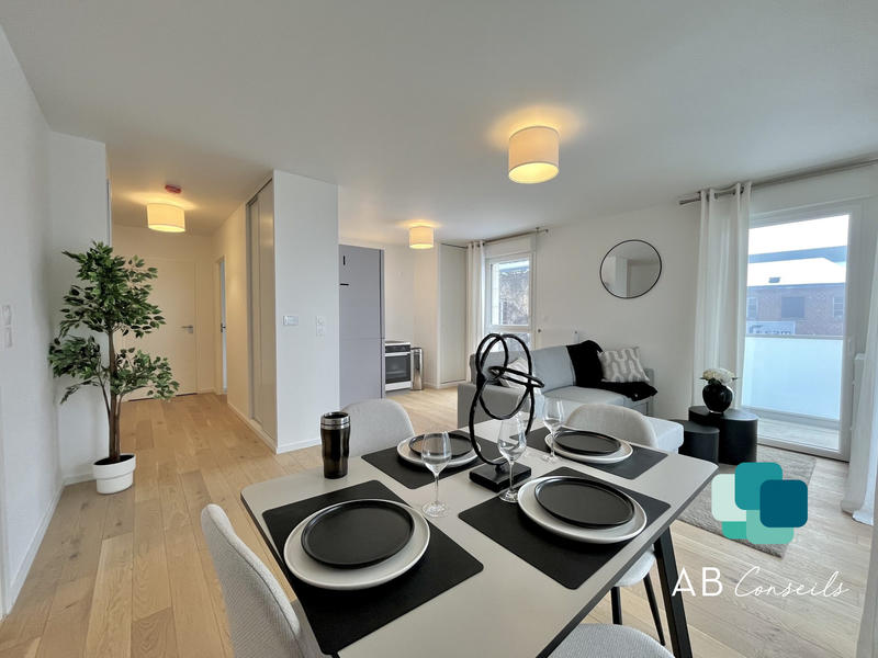 Appartement - 79 m² - 4 pièces