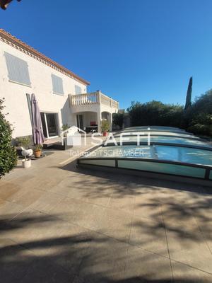 Villa - 206 m² - 5 pièces