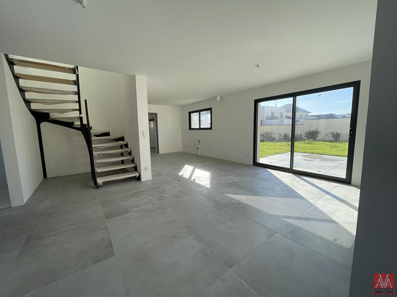 Maison - 148 m² - 5 pièces