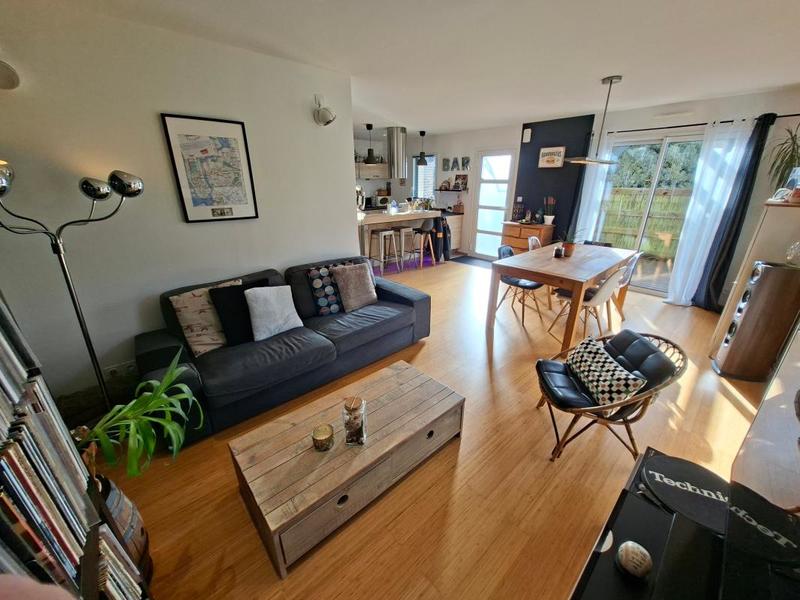 Maison - 86 m² - 4 pièces