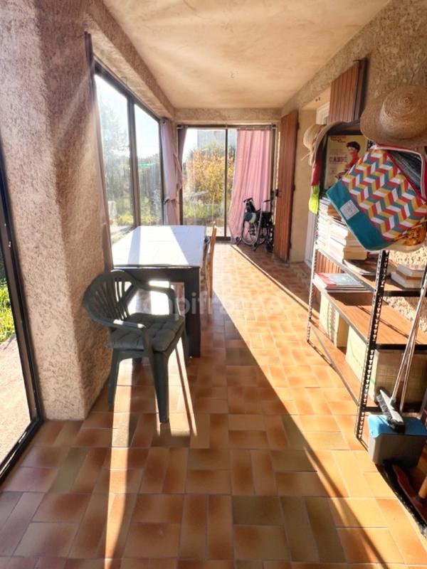 Maison - 222 m² - 7 pièces