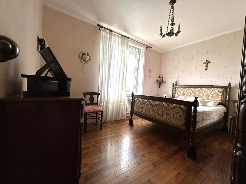 Maison de village - 121 m² - 6 pièces