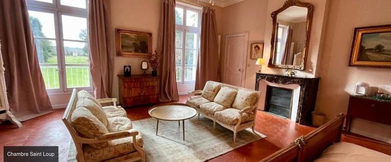 Manoir - 1 450 m² - 40 pièces