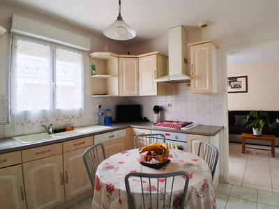 Maison - 92 m² - 4 pièces