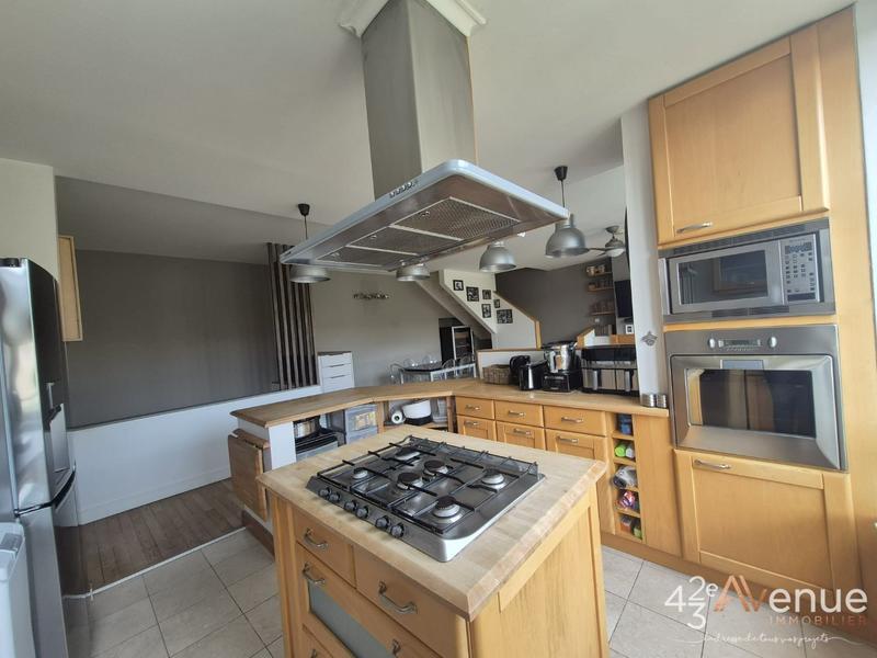 Appartement - 132 m² - 5 pièces