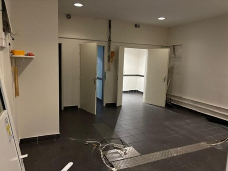 Local commercial - 760 m²