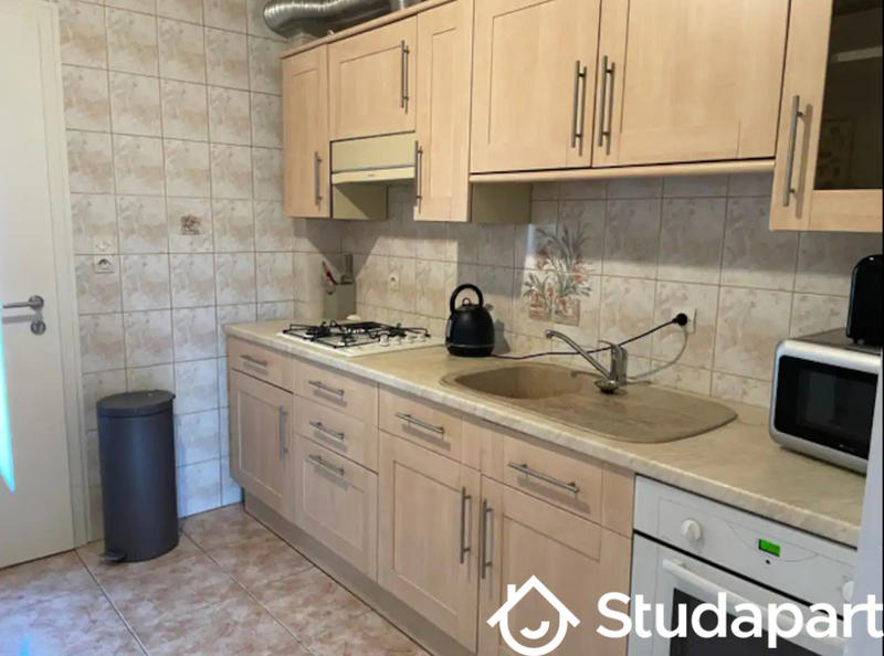 Chambre - 15 m² - 1 pièce