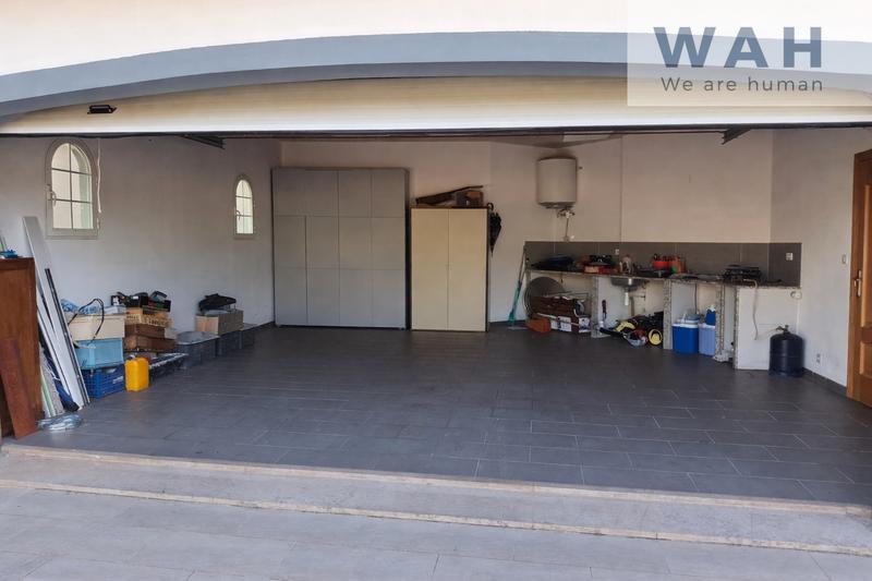 Maison - 180 m² - 4 pièces