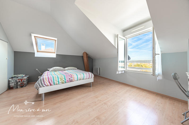 Appartement - 121 m² - 5 pièces