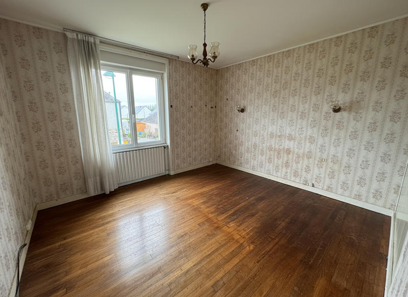 Maison - 82 m² - 5 pièces