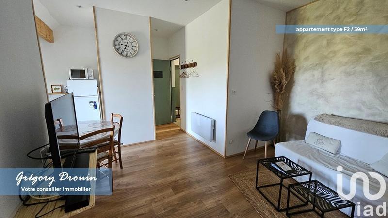 Maison - 318 m² - 10 pièces