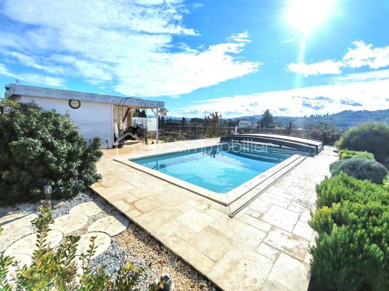 Maison traditionnelle - 126 m² - 5 pièces