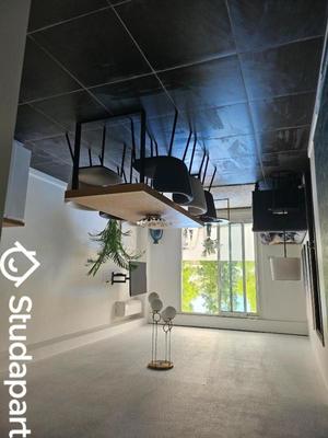 Chambre - 11 m² - 1 pièce