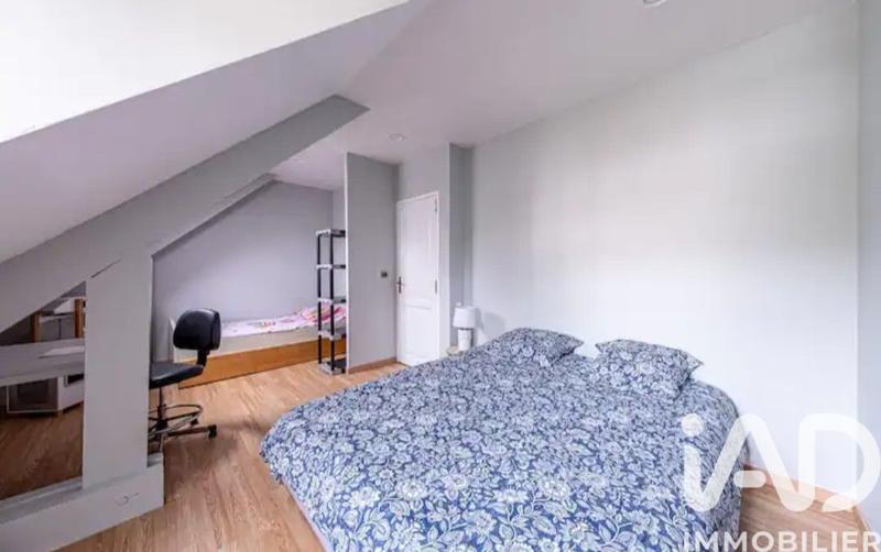 Maison - 136 m² - 5 pièces