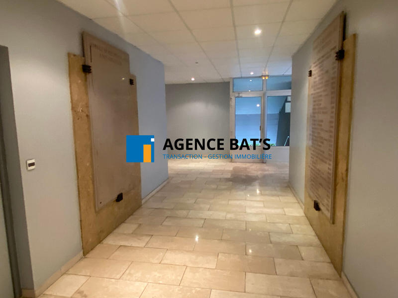 Appartement - 89 m² - 3 pièces