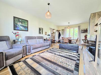 Maison - 195 m² - 9 pièces