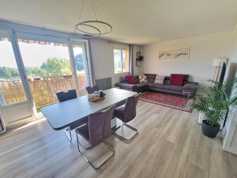 Appartement - 84 m² - 4 pièces