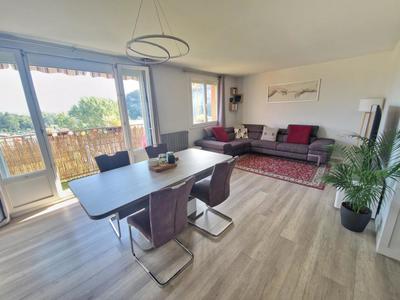 Appartement - 84 m² - 4 pièces