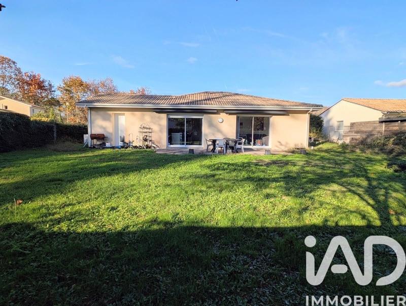 Maison - 94 m² - 4 pièces