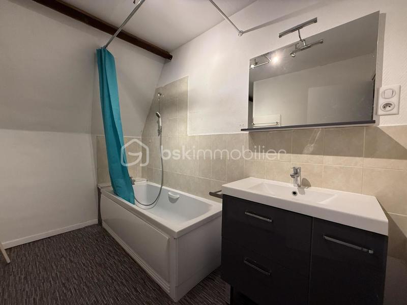 Maison - 80 m² - 3 pièces