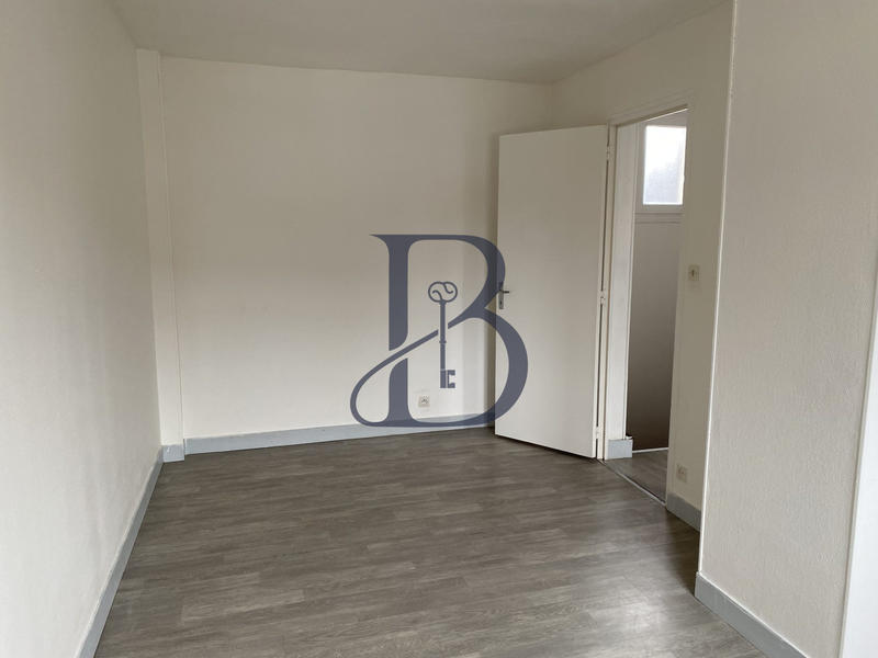 Maison - 83 m² - 5 pièces