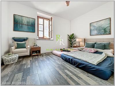 Maison - 142 m² - 6 pièces