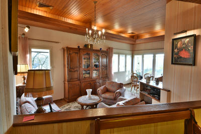 Maison - 240 m² - 11 pièces