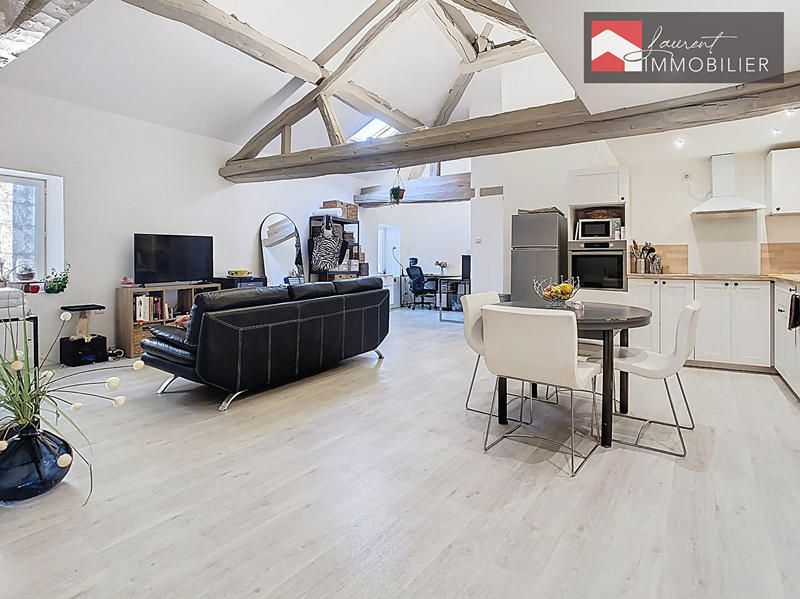 Appartement - 84 m² - 3 pièces