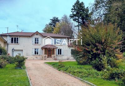 Maison - 143 m² - 6 pièces