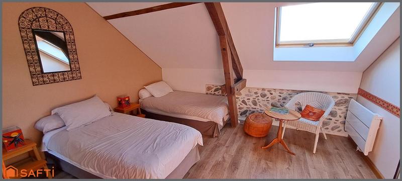 Maison - 416 m² - 13 pièces