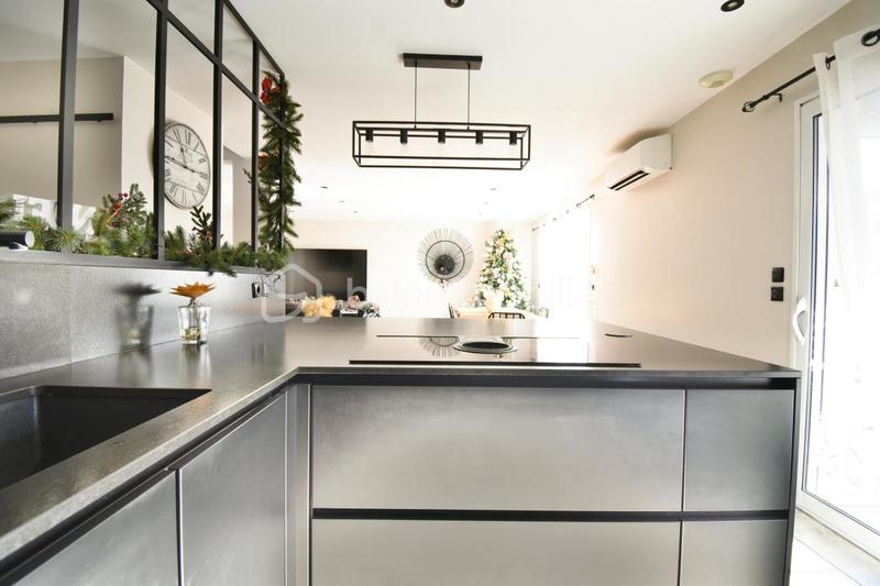 Maison - 101 m² - 4 pièces