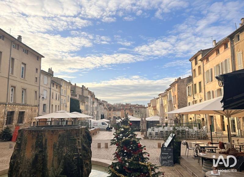 Local commercial - 80 m²