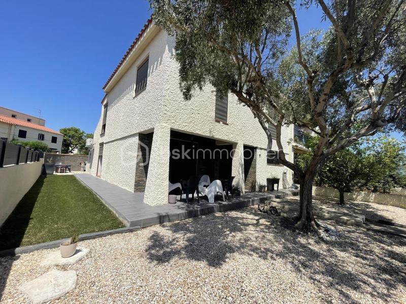 Maison - 160 m² - 6 pièces