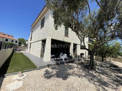 Maison - 160 m² - 6 pièces