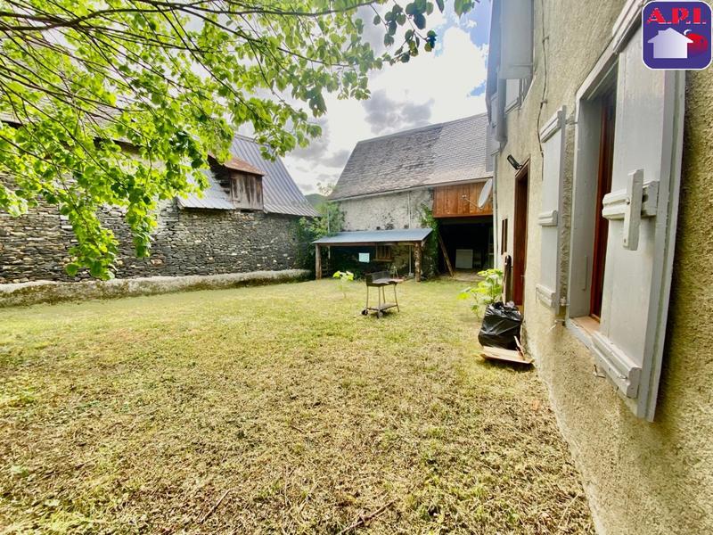 Maison - 93 m² - 5 pièces