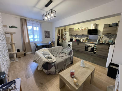 Appartement - 65 m² - 3 pièces